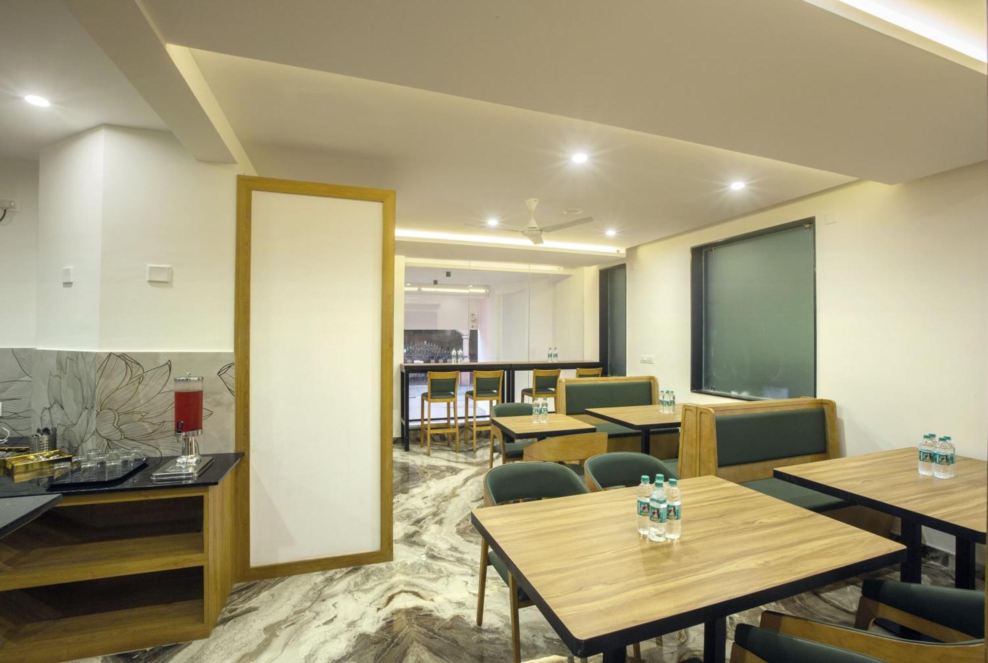 Hotel Sterling Plaza- Bangalore International Airport Dod Jala 外观 照片
