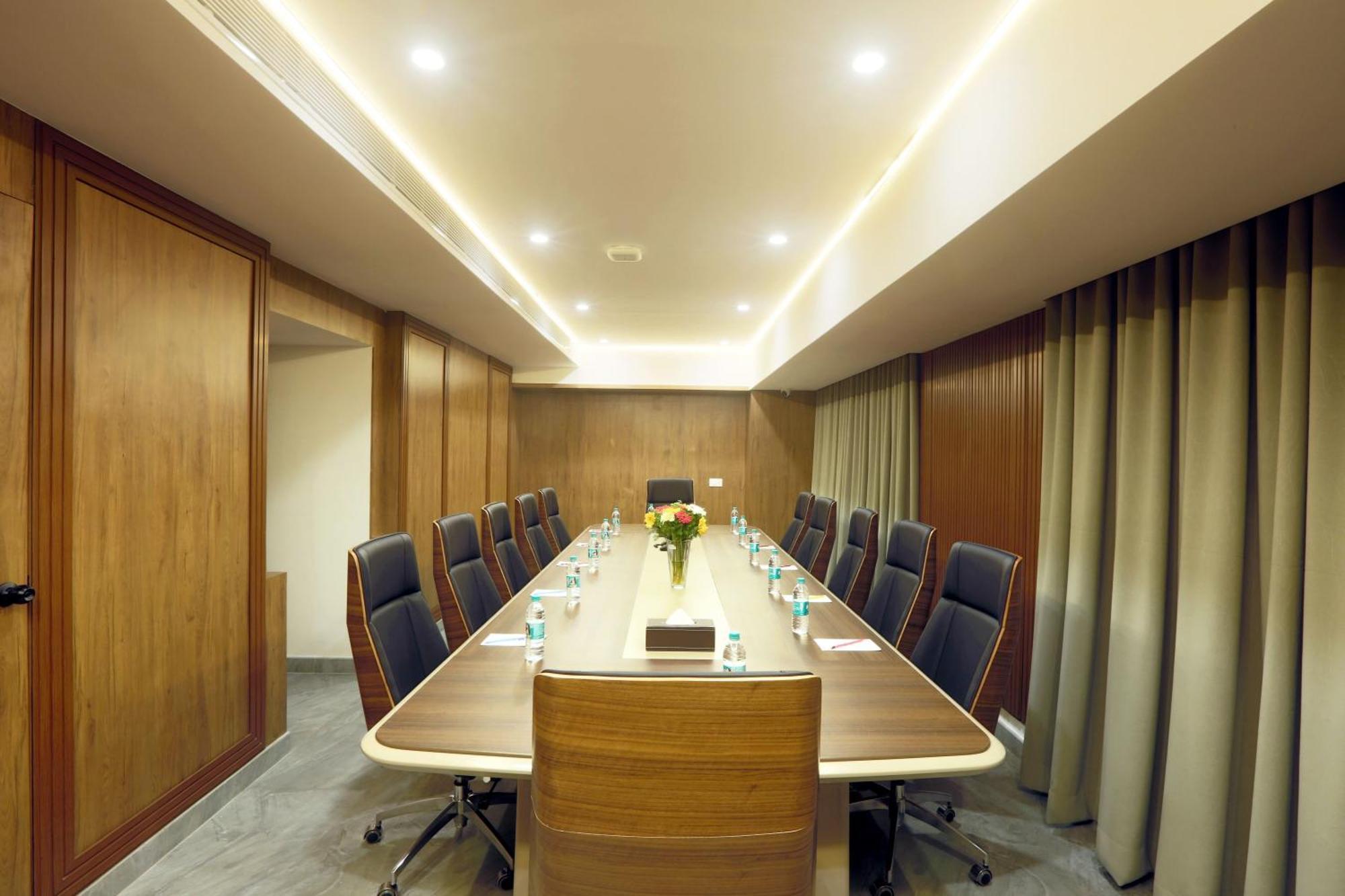 Hotel Sterling Plaza- Bangalore International Airport Dod Jala 外观 照片