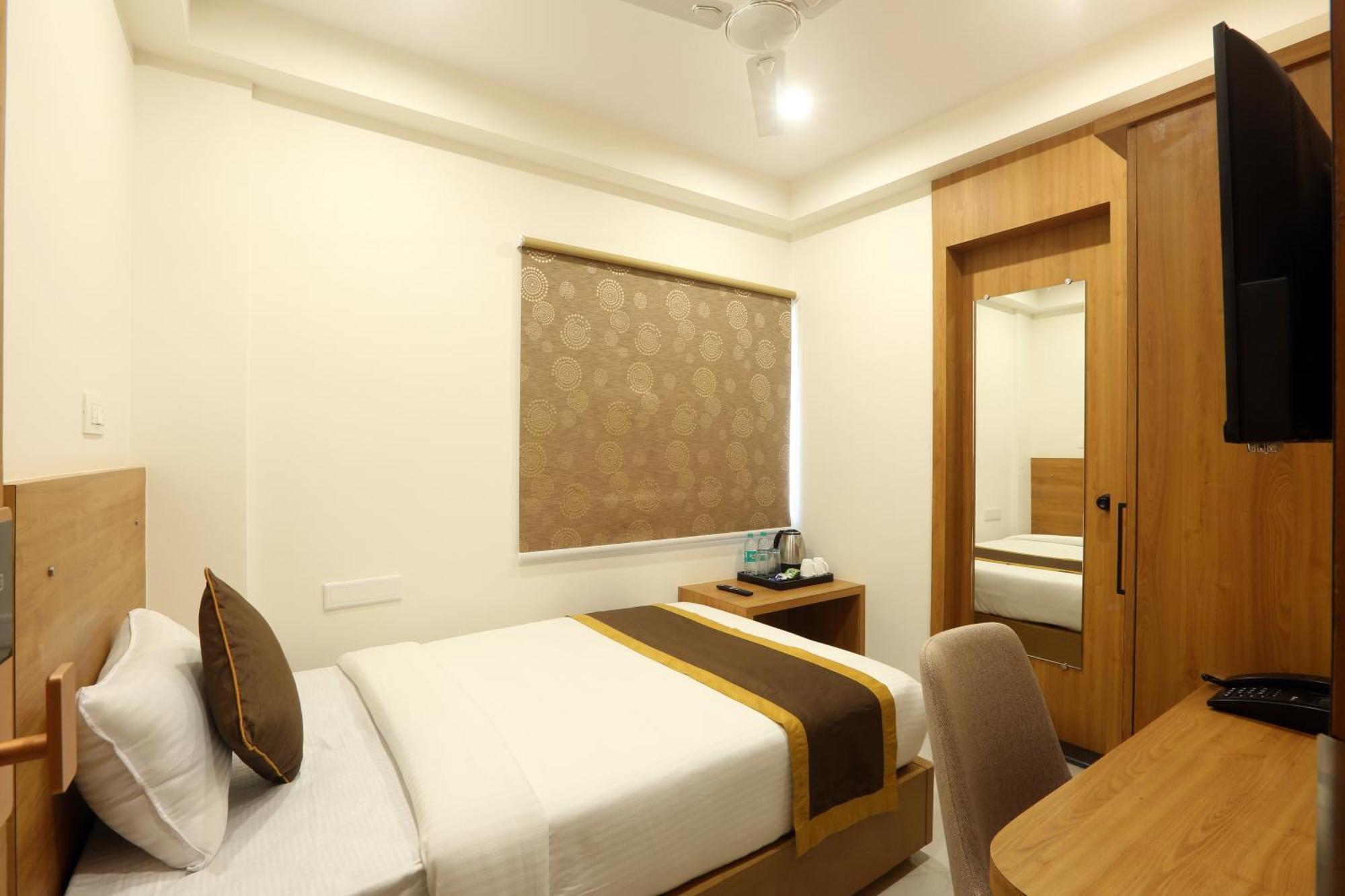 Hotel Sterling Plaza- Bangalore International Airport Dod Jala 外观 照片